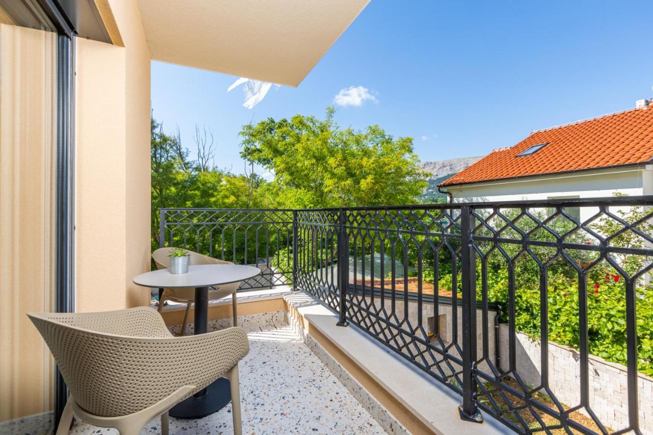 Vila Iris Baska Экстерьер фото
